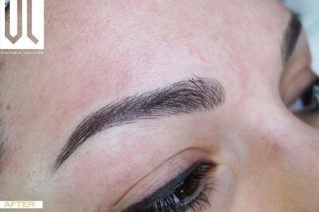 cordo di microblading per sopracciglia